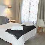 Hotel Ares 3*
