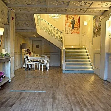 Hotel Ares