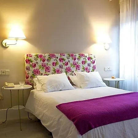 Hotel Ares 3*