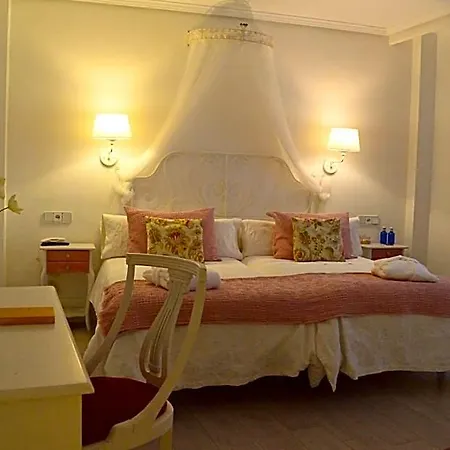 Ares Hotel Zamora