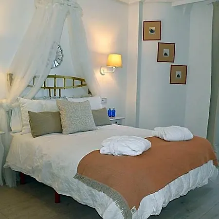 Hotel Ares 3*