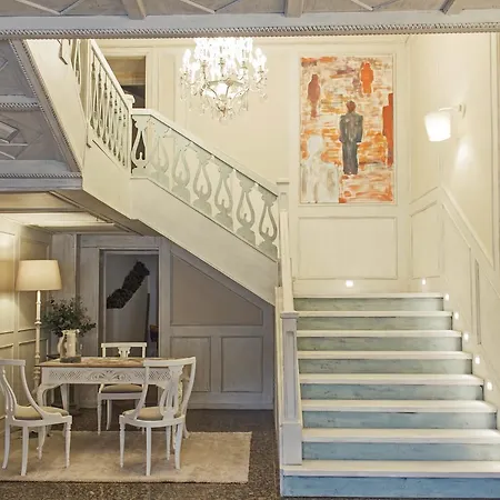 Hotel Ares