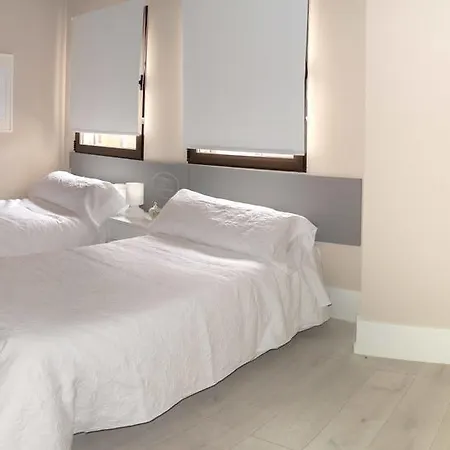 Otel Ares Zamora